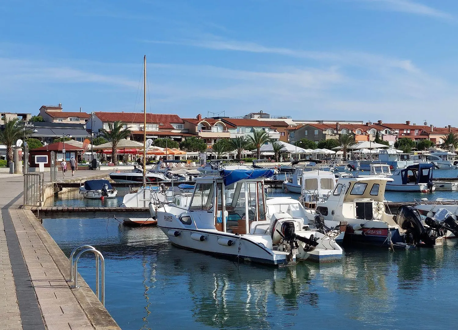 Moderne Ferienwohnung Mit Balkon, Bbq, Wlan, Klima Vodnjan Croatia